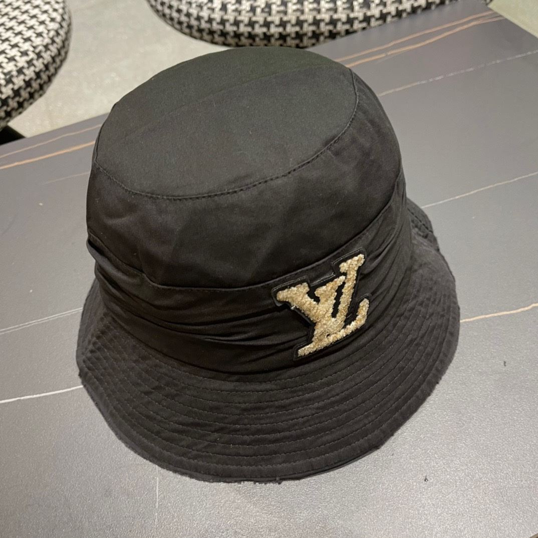 Louis Vuitton Caps